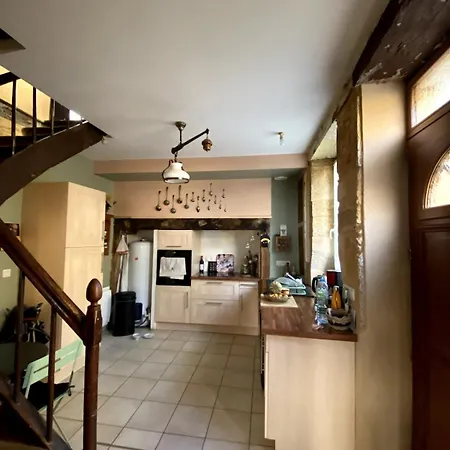 Apartment House With Good Energy *